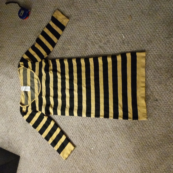 Dresses & Skirts - Mini Tshirt dress